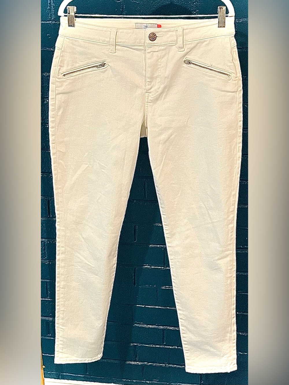 Slim White Skinny Jeans for Women — Mid Rise